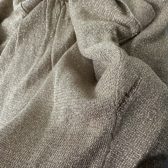 Chicos Sparkly Short Sleeve Crew Neck Blouse Gold Size 2 - Picture 4 of 6